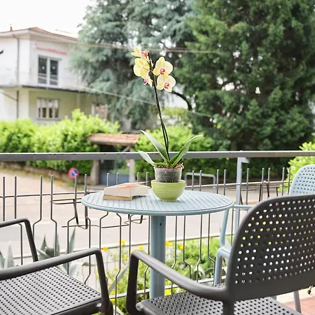 Casa Ierardi - شقة أرونا